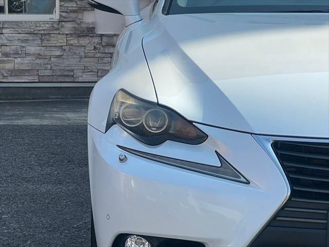 Lexus IS 2013-08 14650-9