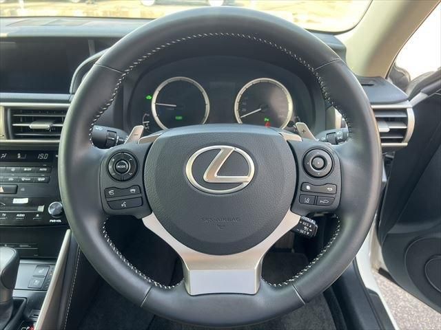 Lexus IS 2013-08 14650-25
