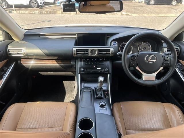 Lexus IS 2013-08 14650-18