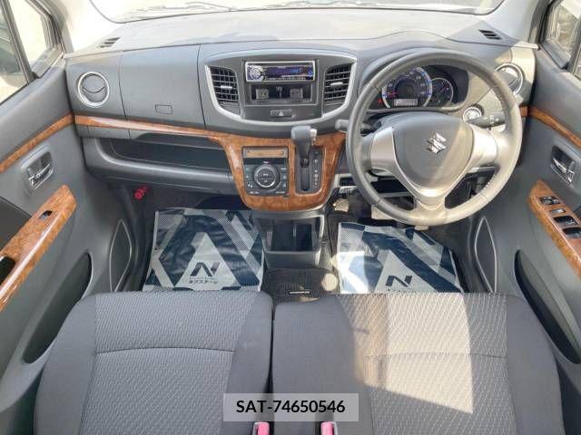 Suzuki WAGON R 2013-09 256232-1