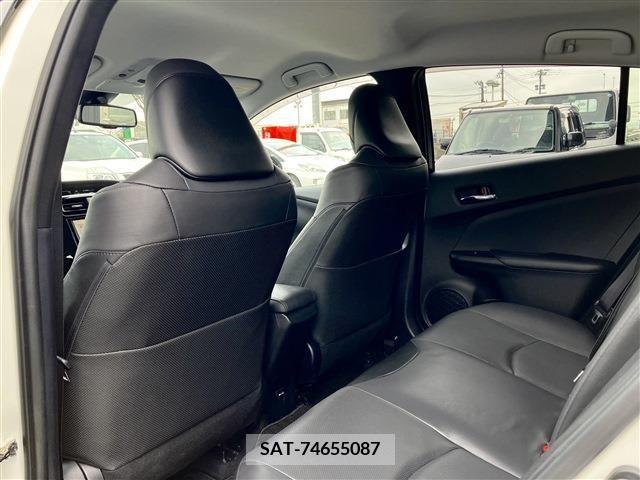 Toyota PRIUS 2016-06 330578-18
