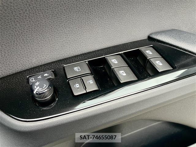 Toyota PRIUS 2016-06 330578-21