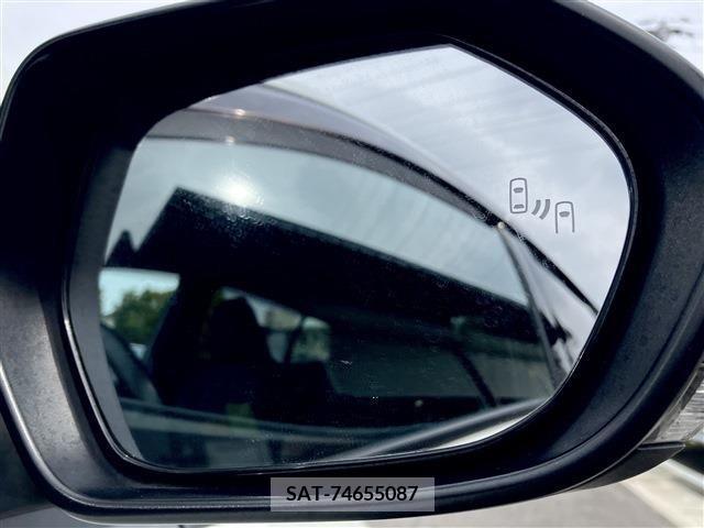 Toyota PRIUS 2016-06 330578-3