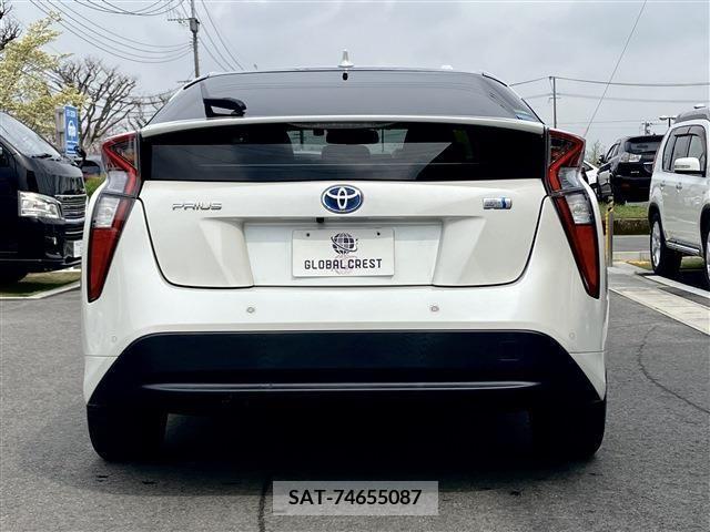 Toyota PRIUS 2016-06 330578-7