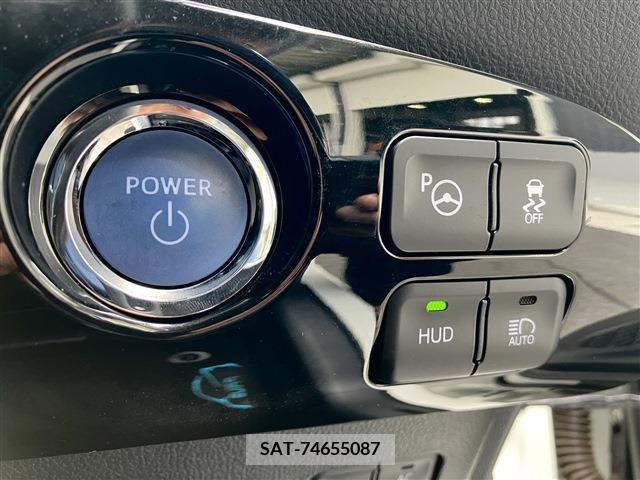 Toyota PRIUS 2016-06 330578-23