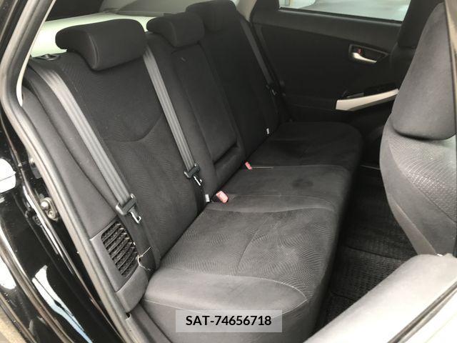Toyota PRIUS 2013-08 282183-14