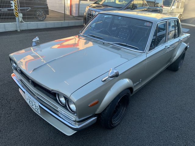 Nissan SKYLINE 1971-05 189803-4