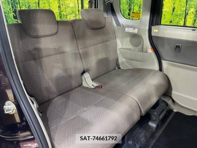 Daihatsu TANTO 2017-03 369325-9