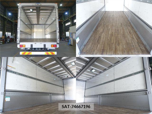 Nissan CONDOR 2013-12 219073-8