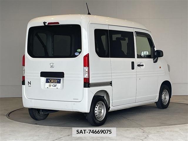 Honda N-VAN 2020-02 381367-1