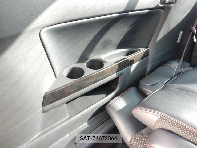 Toyota VELLFIRE 2014-11 205754-10