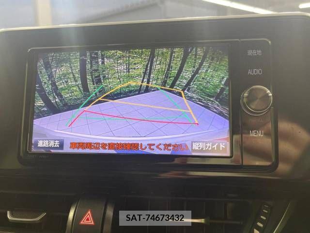 Toyota C-HR 2018-01 396057-3