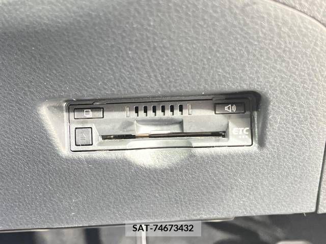 Toyota C-HR 2018-01 396057-7