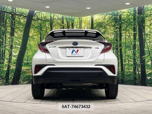 Toyota C-HR 2018-01 396057-15
