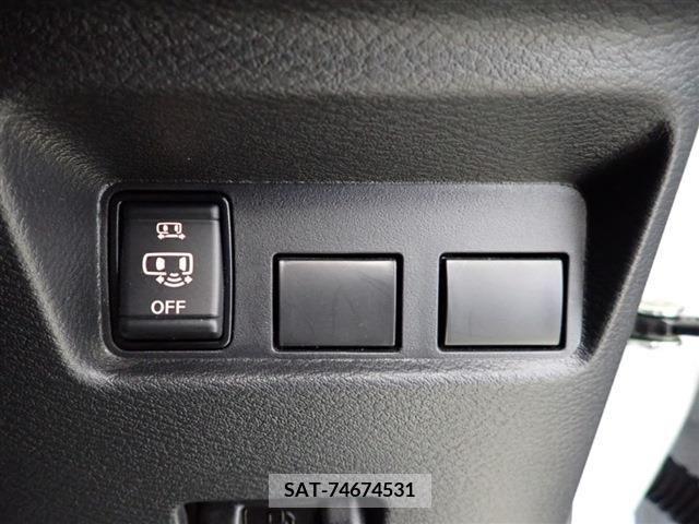 Nissan ROOX 2022-06 219562-19