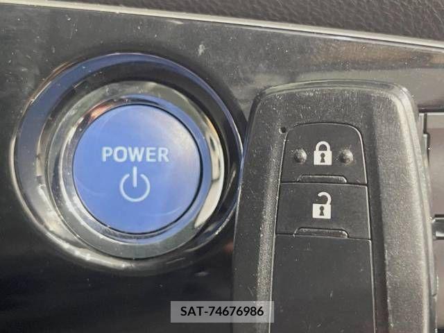 Toyota PRIUS 2018-08 336941-6