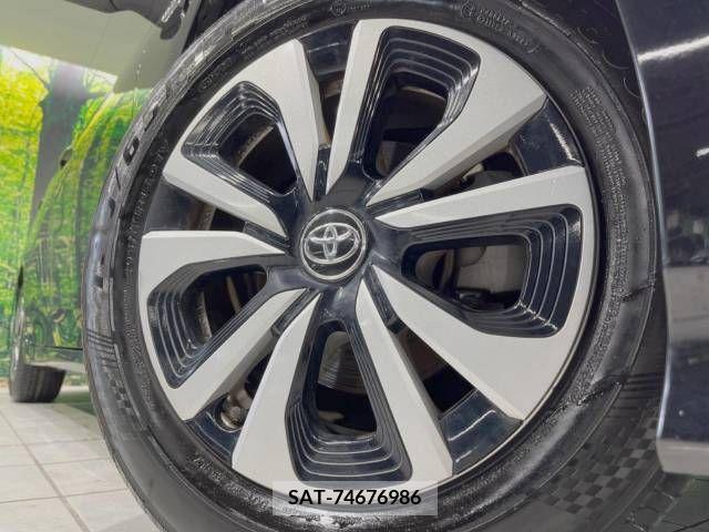 Toyota PRIUS 2018-08 336941-13