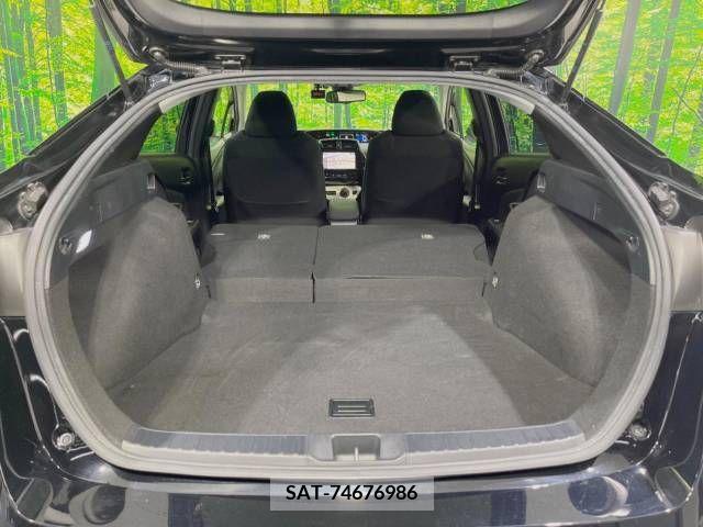 Toyota PRIUS 2018-08 336941-10