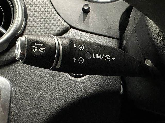 Mercedes Benz GLA-CLASS 2017-11 12048-3