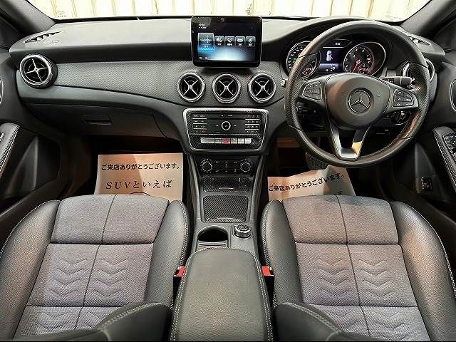 Mercedes Benz GLA-CLASS 2017-11 12048-2