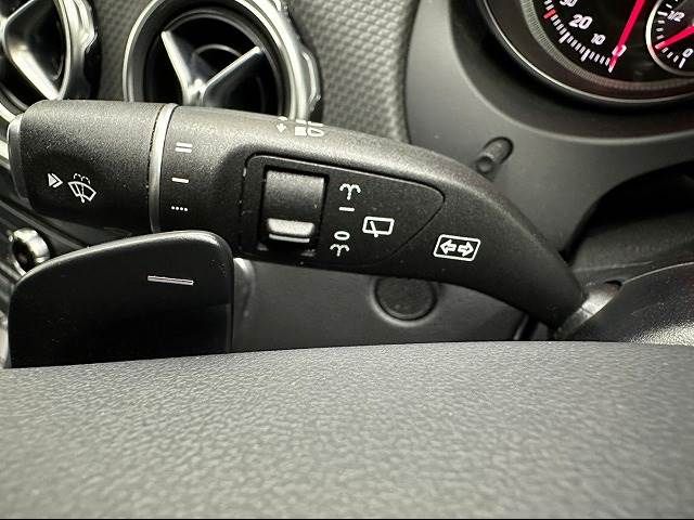 Mercedes Benz GLA-CLASS 2017-11 12048-5
