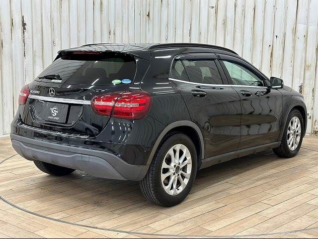 Mercedes Benz GLA-CLASS 2017-11 12048-14