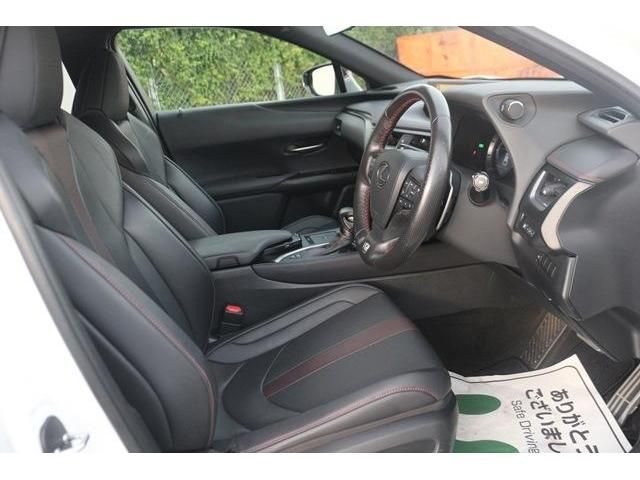 Lexus UX 2019-02 9154-11