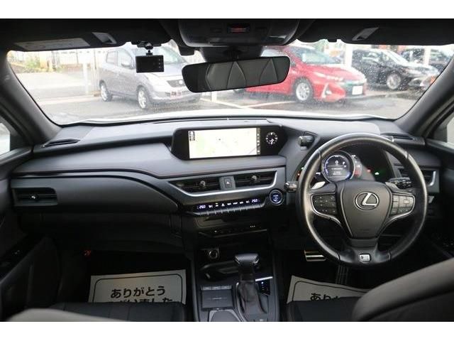 Lexus UX 2019-02 9154-13