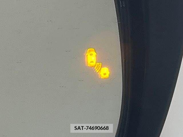 Nissan SERENA 2020-04 284137-7