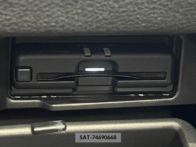 Nissan SERENA 2020-04 284137-6