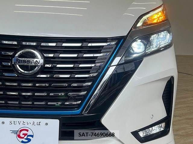 Nissan SERENA 2020-04 284137-18