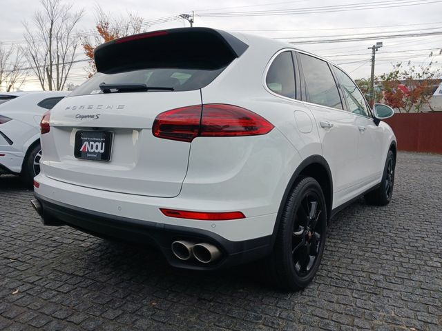 Porsche CAYENNE 2016-07 11466-6
