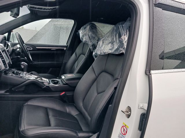 Porsche CAYENNE 2016-07 11466-23