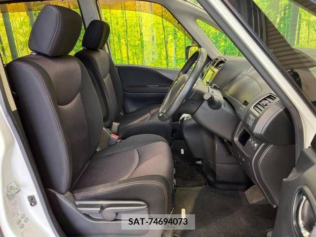 Nissan SERENA 2011-12 251663-8
