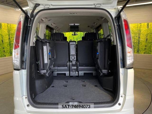 Nissan SERENA 2011-12 251663-11