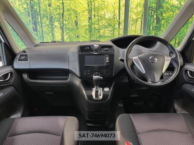 Nissan SERENA 2011-12 251663-1