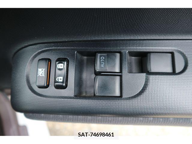 Toyota SPADE 2016-06 374551-10
