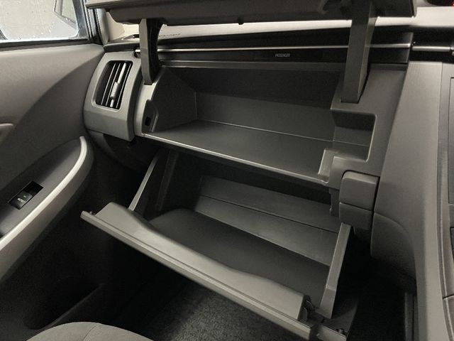 Toyota PRIUS 2010-06 14137-27