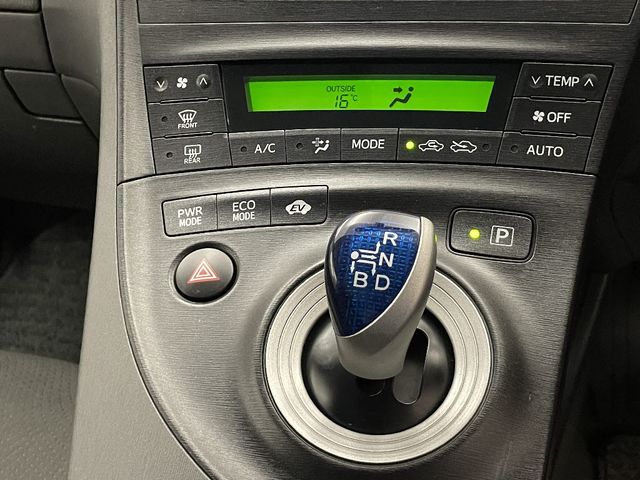 Toyota PRIUS 2010-06 14137-22