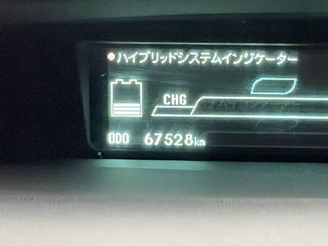 Toyota PRIUS 2010-06 14137-28