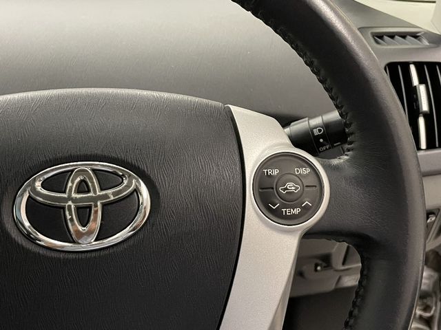 Toyota PRIUS 2010-06 14137-24