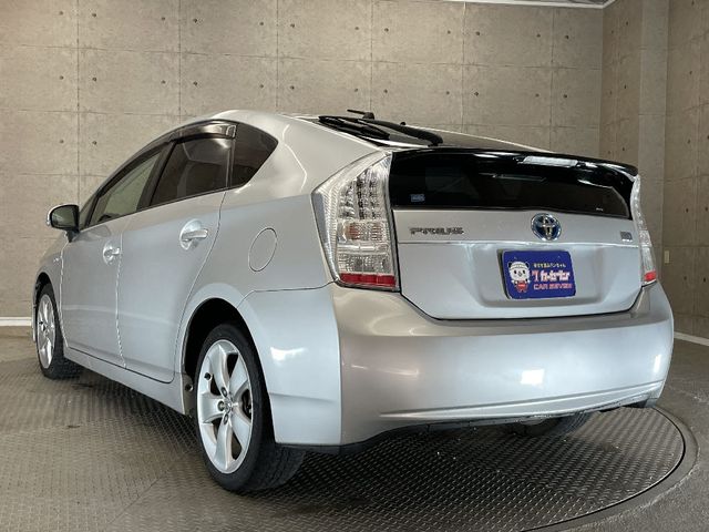 Toyota PRIUS 2010-06 14137-2