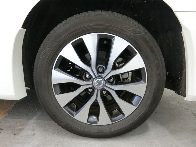 Nissan SERENA 2018-10 3508-16