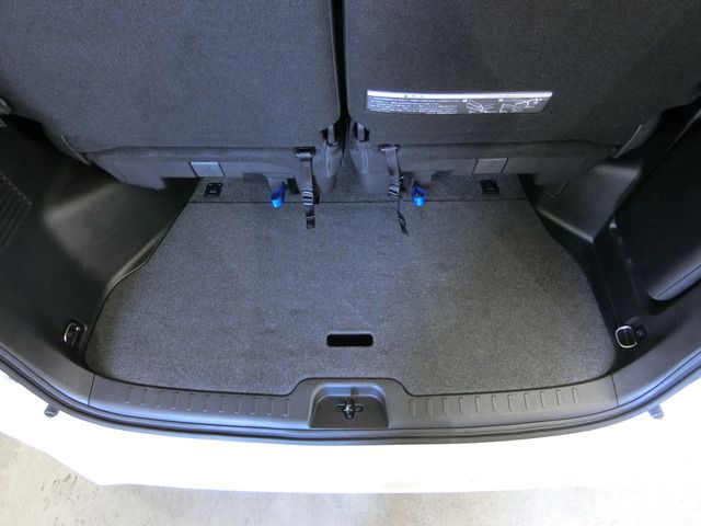 Nissan SERENA 2018-10 3508-10