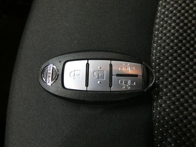 Nissan SERENA 2018-10 3508-17