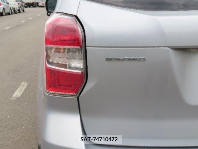 Subaru FORESTER 2013-10 351873-29
