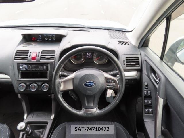 Subaru FORESTER 2013-10 351873-21