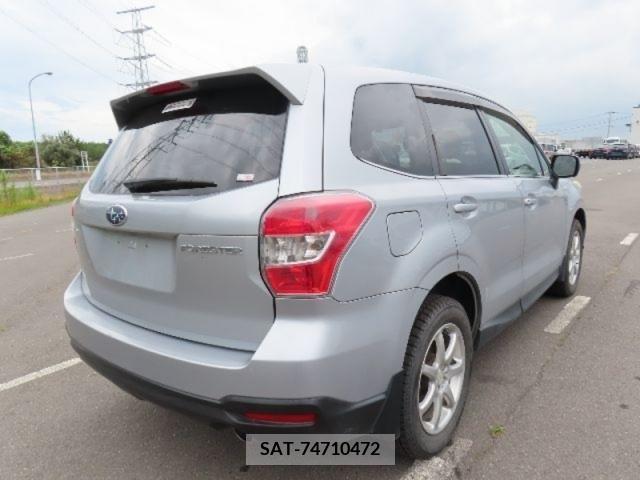 Subaru FORESTER 2013-10 351873-11