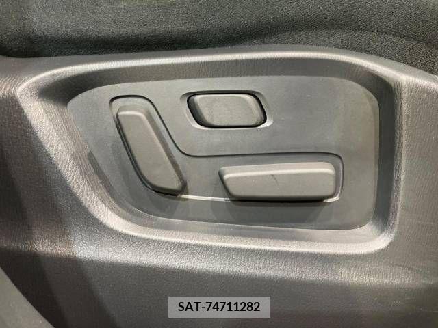 Mazda CX-8 2019-05 358809-6
