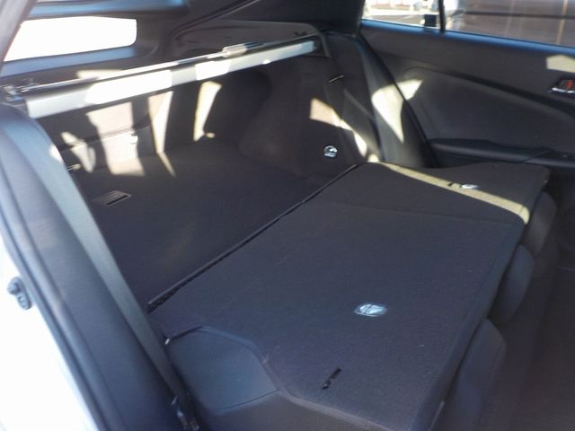 Toyota PRIUS 2016-03 183422-19
